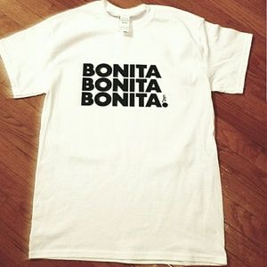 UNISEX "BONITA, BONITA, BONITA" TEE.